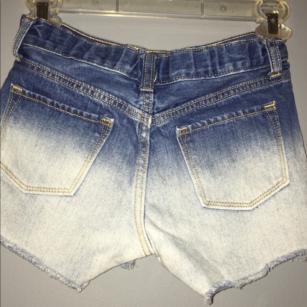 Girls Size 10 Old Navy ombré denim shorts